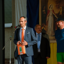 Zväčšiť fotografiu - Hasičom v kraji budú pomáhať ďalšie dva defibrilátory - TSK_DHZ defibrilátory-82